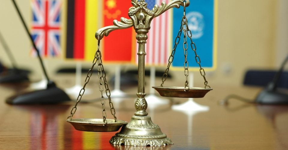 Het toepasselijke recht bepalen - Een puzzel | JPR Advocaten