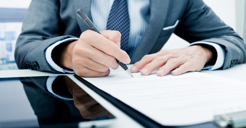 Let op bij ondertekening van de jaarrekening | JPR Advocaten